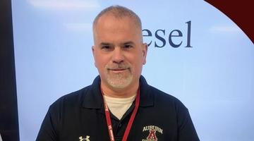 Staff Spotlight: District recognizes history teacher Matt Moskov